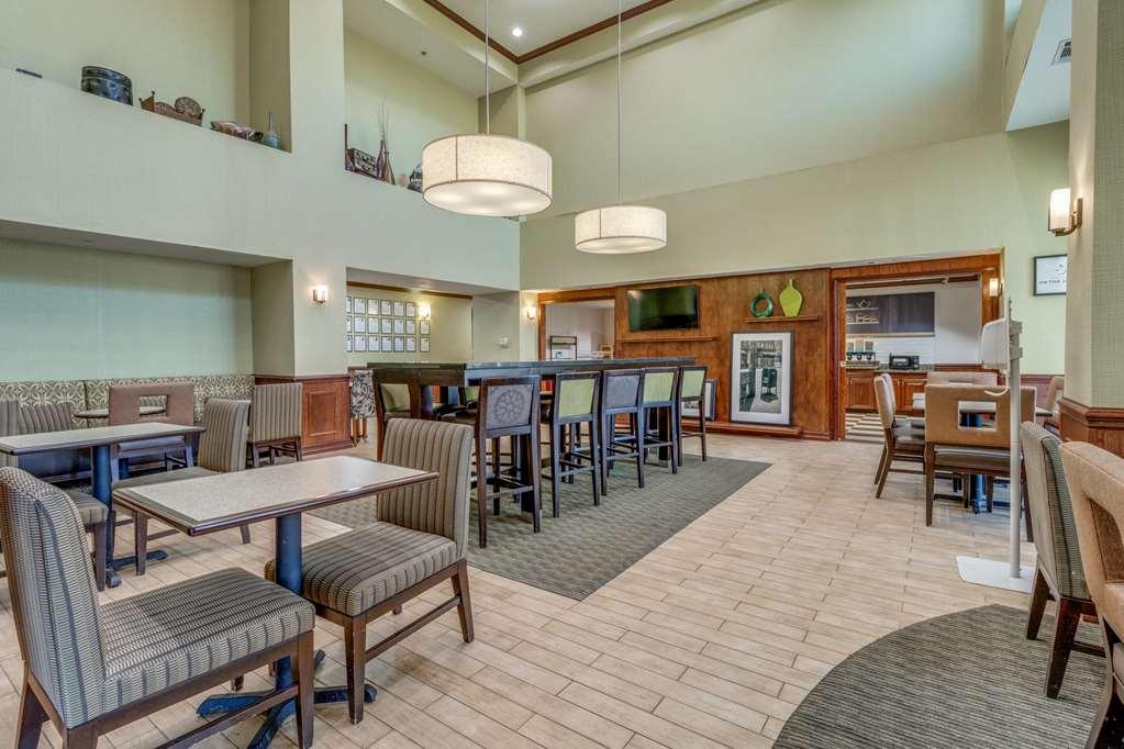 Hampton Inn & Suites Gainesville Ristorante foto